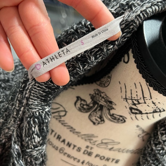 Athleta wool and cashmere cardigan Sweater - Picture 8 of 8